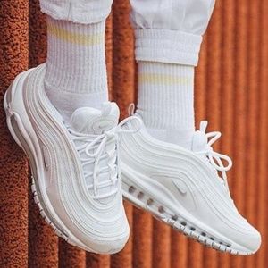 RARE Nike Womens Air Max 97 White Pure Platinum